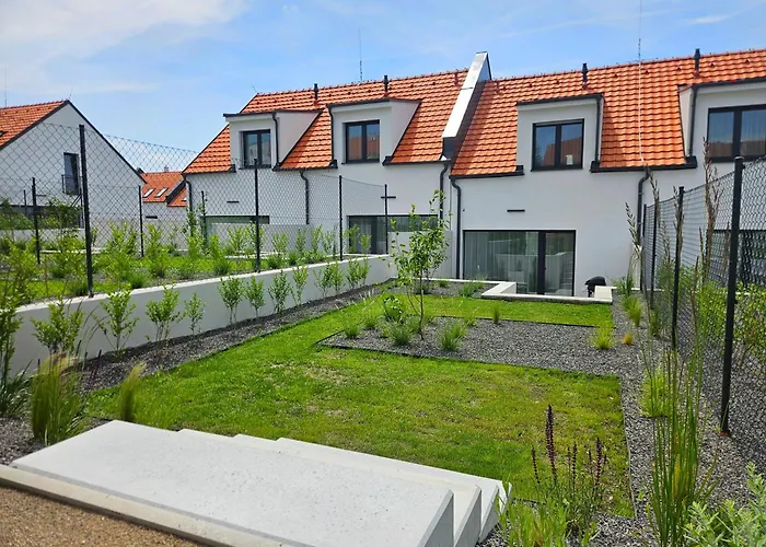 Apartmanovy Se Zahradkou Tre *